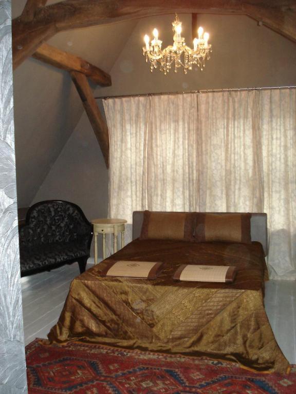 Aparthotel De Beek Anno 1410 シント・トロイデン 部屋 写真